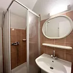 Villa Pavillon Bora Bora, 2 Salles D Eau Et Piscine - Ga090-002 Gruissan