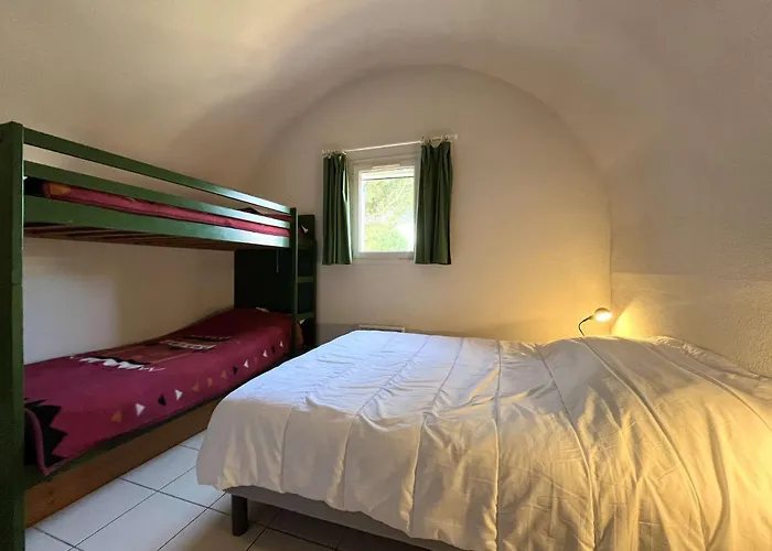 Pavillon Bora Bora, 2 Salles D Eau Et Piscine - Ga090-002 Вилла Груиссан