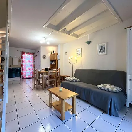 Pavillon Bora Bora, 2 Salles D Eau Et Piscine - Ga090-002 Villa
